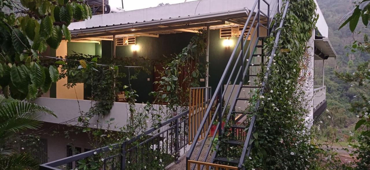 Riverbench Homestay Munnar, Anaviratty Εξωτερικό φωτογραφία